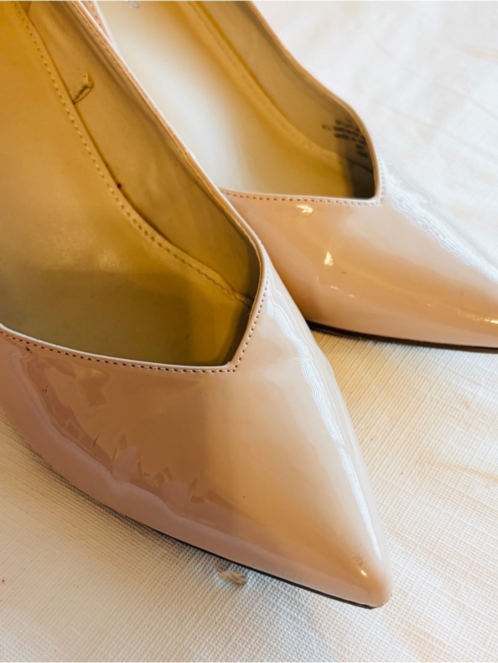 Marc Fisher Beige Patent Pointed-Toe Pumps - Picture 4 of 7